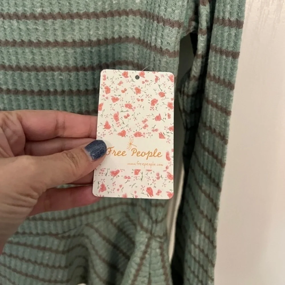 FREE PEOPLE S Auntie Em Peplum Thermal in Seafoam
